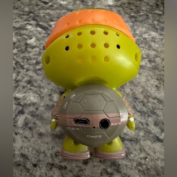 Michelangelo Speaker - Picture 2 of 3